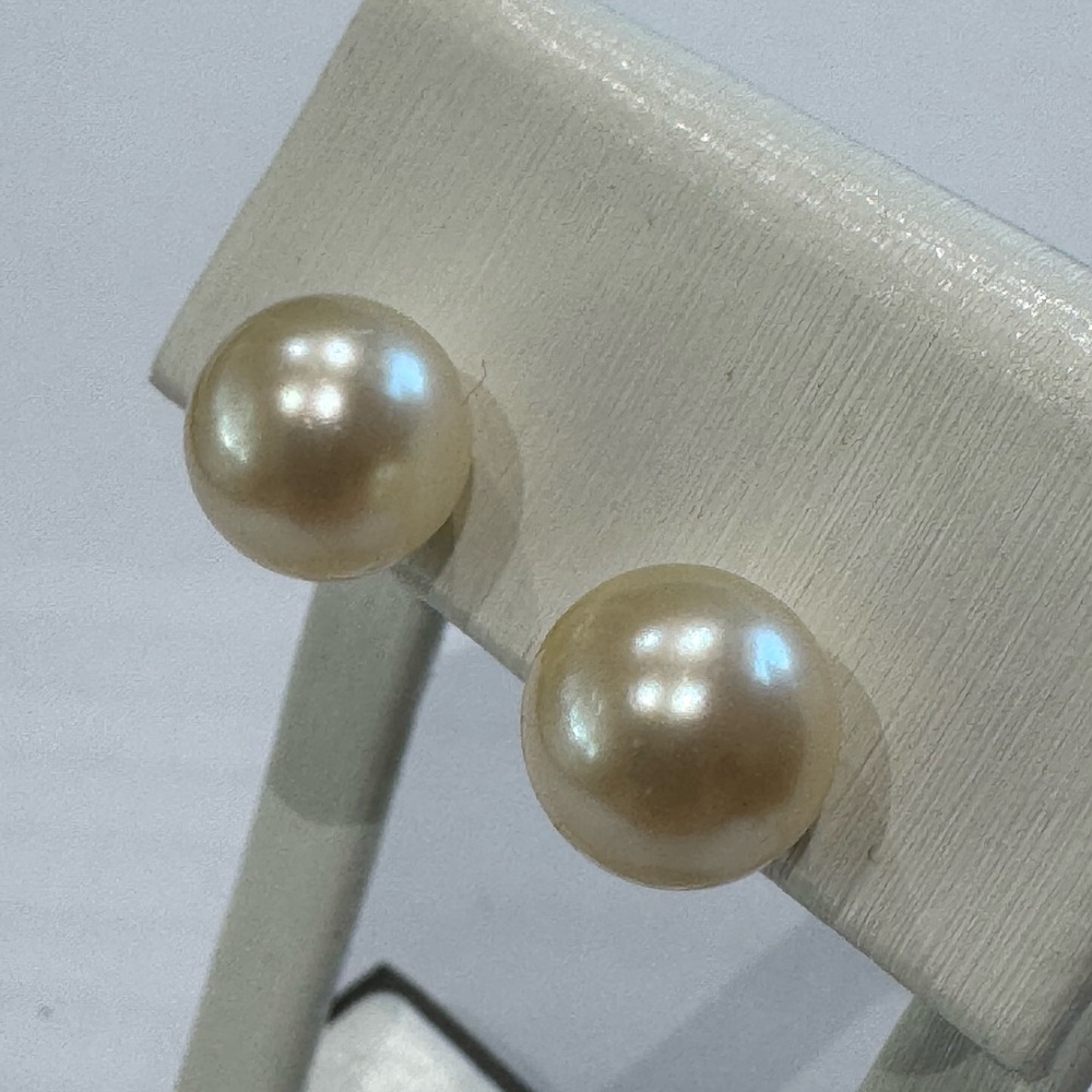 Tiffany and Co. Ziegfeld Collection Cultured Pearl and Sterling Silver Studs